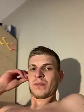 macho1347 online show from 03-23-26, 04:40