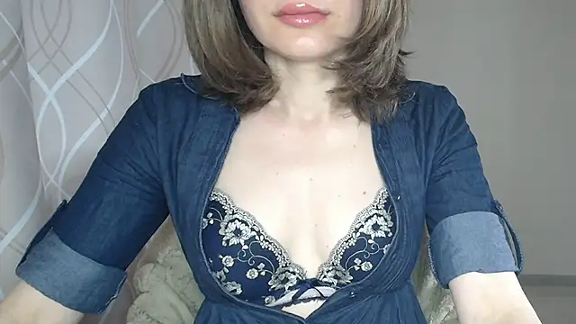 Snapshot of miss__Sophie chatting on 06-03-26, 08:15 miss Sophie online show from 06-03-26, 08:15