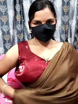 Snapshot of Lalitha-1995 chatting on 07-05-26, 04:25 Lalitha-1995 online show from 07-05-26, 04:25