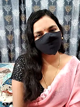 Snapshot of Lalitha-1995 chatting on 07-16-26, 04:53 Lalitha-1995 online show from 07-16-26, 04:53