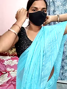 Snapshot of Lalitha-1995 chatting on 07-12-26, 04:46 Lalitha-1995 online show from 07-12-26, 04:46