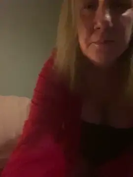 X-Victoria-X online show from 11-05-25, 01:42