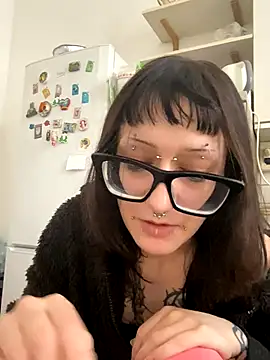 severingratty online show from 11-18-25, 09:34