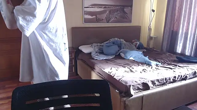 Snapshot of enchanting_chloe chatting on 11-16-25, 08:52 enchanting chloe online show from 11-16-25, 08:52