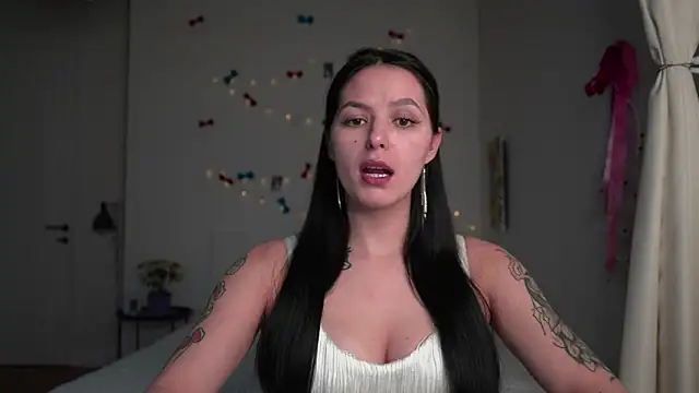 EwelynScott online show from 01-11-26, 01:40