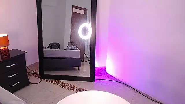 miascarlet 16 online show from 01-13-26, 01:26