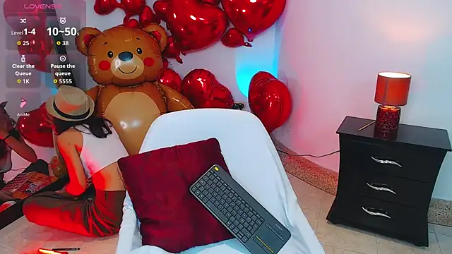 miascarlet 16 online show from 10-04-25, 01:34