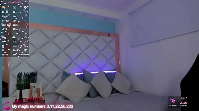 Snapshot of molly_gomezz chatting on 09-25-25, 10:16 molly gomezz online show from 09-25-25, 10:16