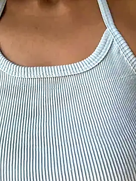 Rose-andres online show from 10-25-25, 04:07