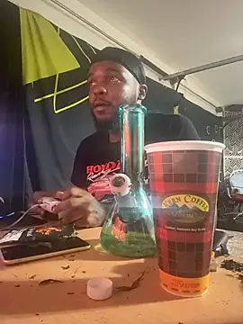 sneakdalink online show from 03-23-26, 12:44