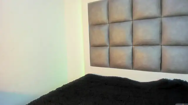 Mia lopez   online show from 09-30-25, 01:28