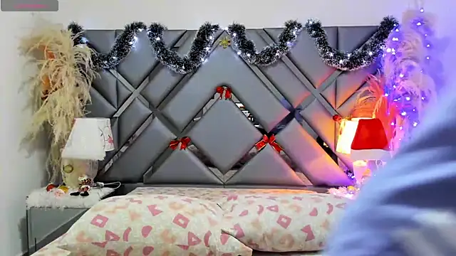 Milan LewisS online show from 12-22-25, 11:43