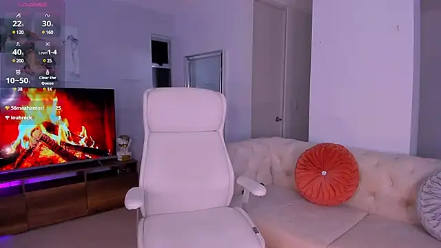 MeganScott online show from 03-18-25, 05:12