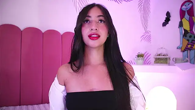 charlotterusso online show from 10-10-25, 02:29