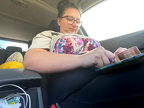 GirlSquirt online show from 11-17-25, 07:18