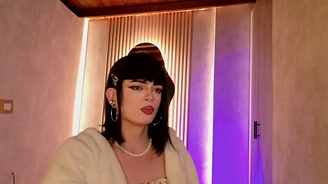 Taurito    online show from 09-19-25, 05:55