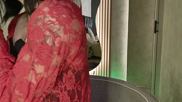 Taurito    online show from 12-19-25, 10:45