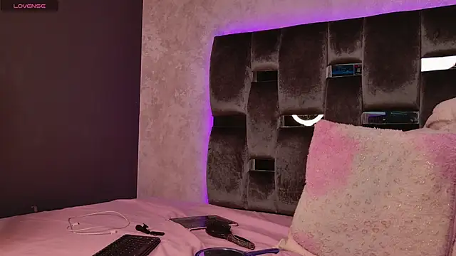 Taurito    online show from 10-05-25, 05:31