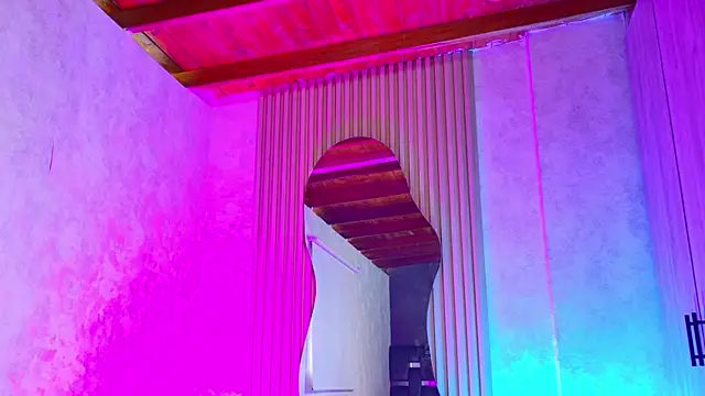 Taurito    online show from 05-18-26, 11:48