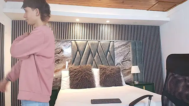 Michael blue online show from 02-21-26, 08:00