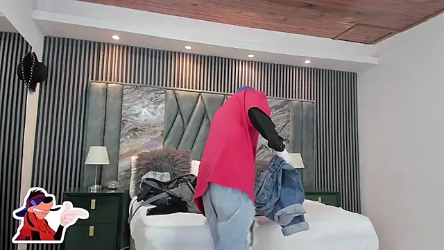 Michael blue online show from 10-31-25, 09:32