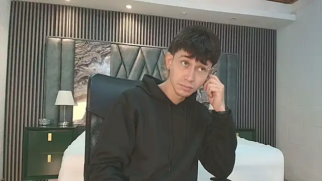 Michael blue online show from 01-07-26, 11:59