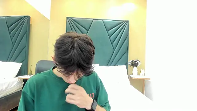 Michael blue online show from 03-29-26, 07:59