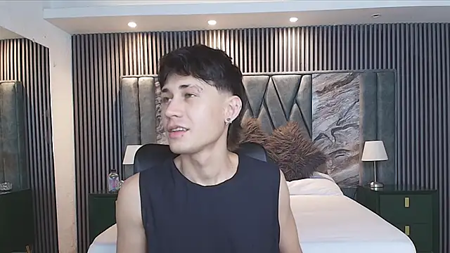 Michael blue online show from 03-28-26, 07:15