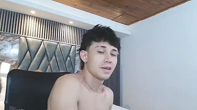 Michael blue online show from 02-11-26, 07:47