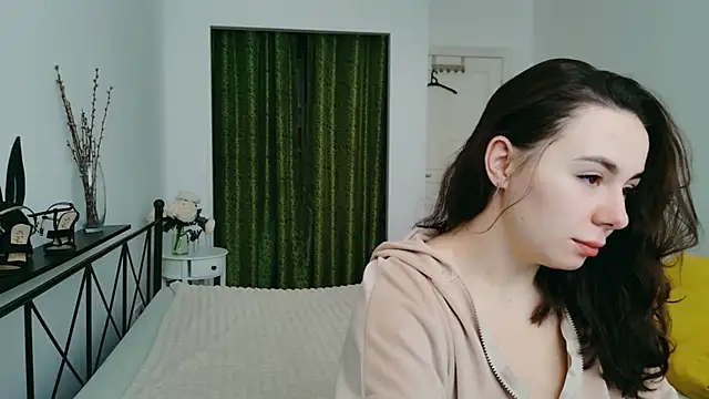 Di na Bell online show from 10-06-25, 06:36