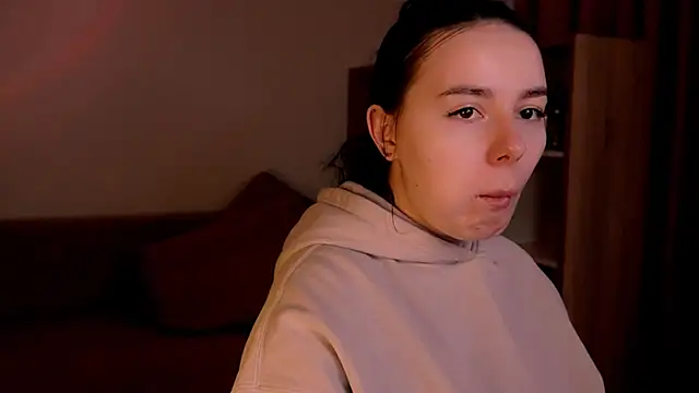 Di na Bell online show from 11-27-25, 06:36