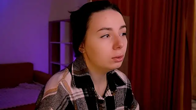 Di na Bell online show from 10-20-25, 05:42