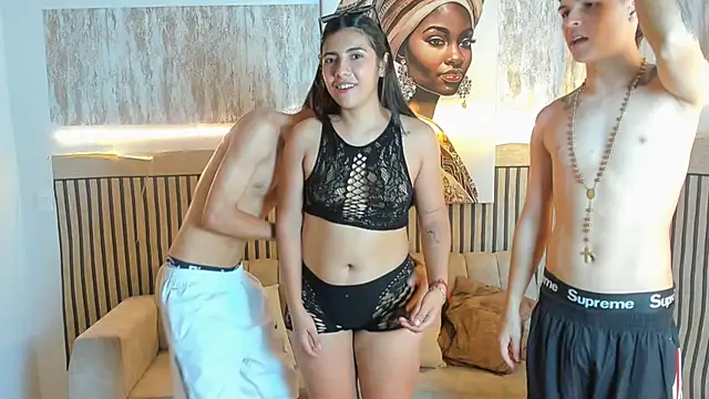 stangirls  online show from 05-05-26, 11:41