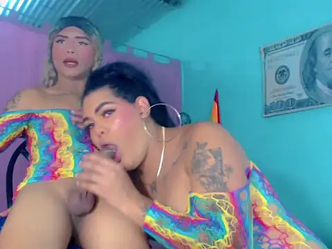 Snapshot of _marian_hotts chatting on 09-24-25, 02:18  marian hotts online show from 09-24-25, 02:18