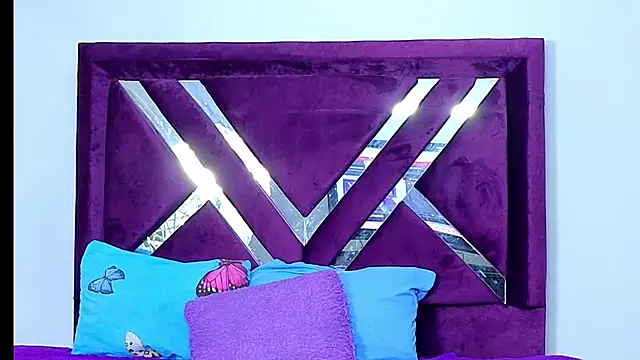 cuteeimy online show from 11-19-25, 07:14