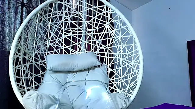 cuteeimy online show from 12-15-25, 07:09