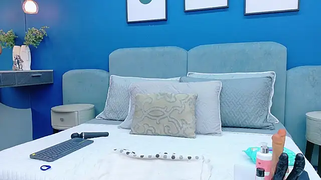 lixie peyton online show from 12-22-25, 12:38