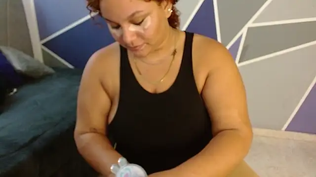 Yera carey online show from 10-21-25, 12:26