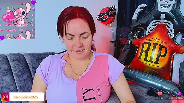 carolinhe  online show from 10-23-25, 07:56