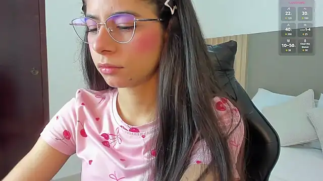 carlina 15 online show from 04-04-26, 12:34