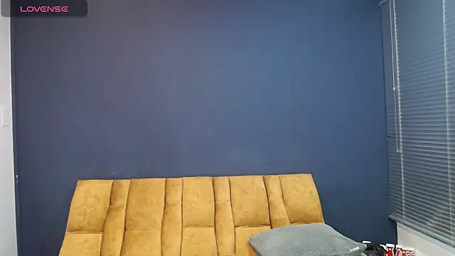 KendraaSimons online show from 05-06-26, 07:40