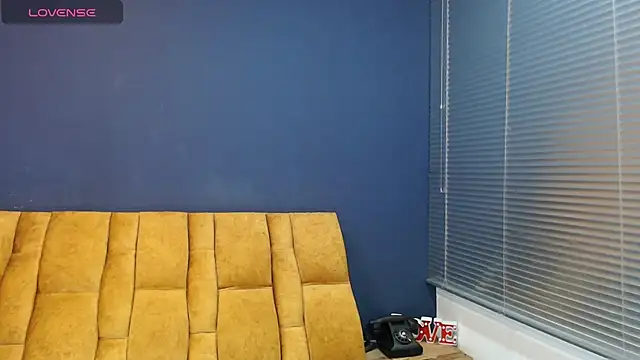 KendraaSimons online show from 05-04-26, 07:39