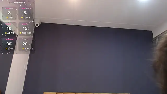 KendraaSimons online show from 10-31-25, 04:14