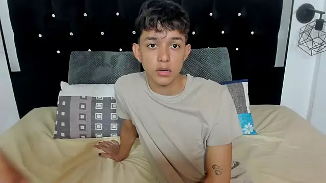 Sebas cat online show from 11-29-25, 09:15