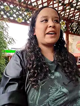 Snapshot of You-sexy-starr chatting on 02-19-26, 07:44 You-sexy-starr online show from 02-19-26, 07:44