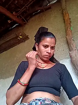 Snapshot of Suhani_sharma1 chatting on 09-27-25, 04:51 Suhani sharma1 online show from 09-27-25, 04:51