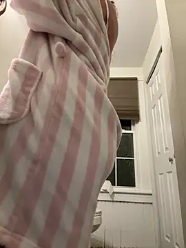 babykalirose online show from 02-17-26, 03:59