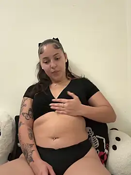 babykalirose online show from 10-31-25, 04:09