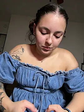 babykalirose online show from 04-18-26, 02:47