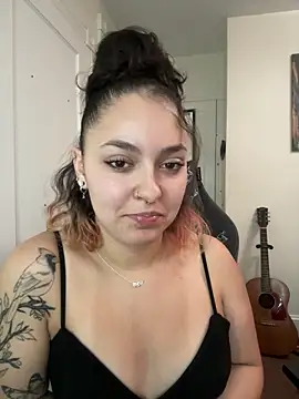 babykalirose online show from 05-13-26, 01:34